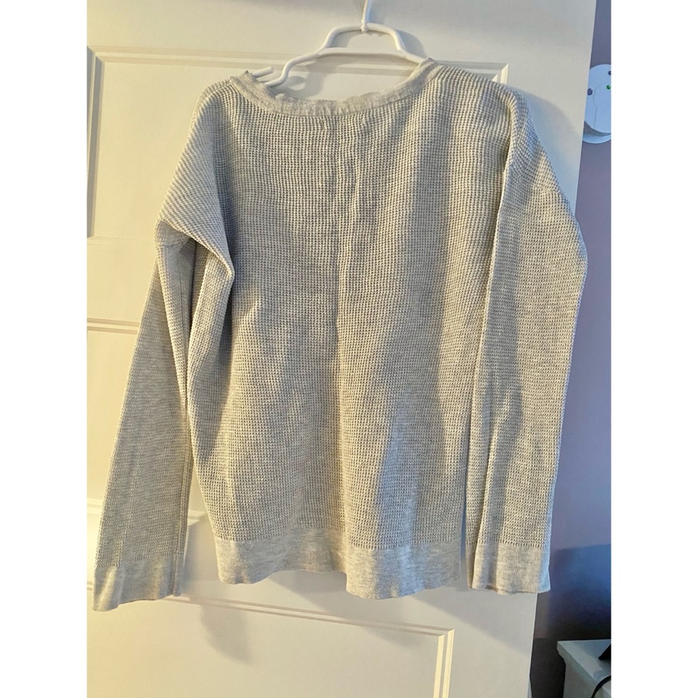 American Eagle Sweater - Picture 3 of 4
